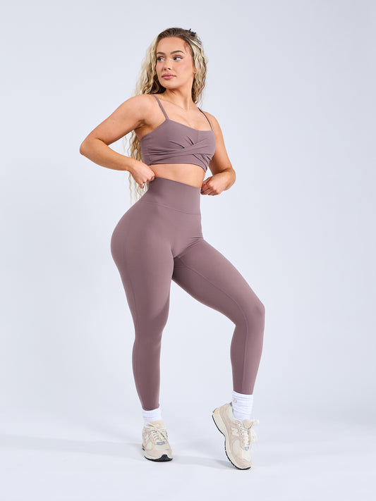 Workout set size medium new high waisted leggings crop top scrunch leggings  New