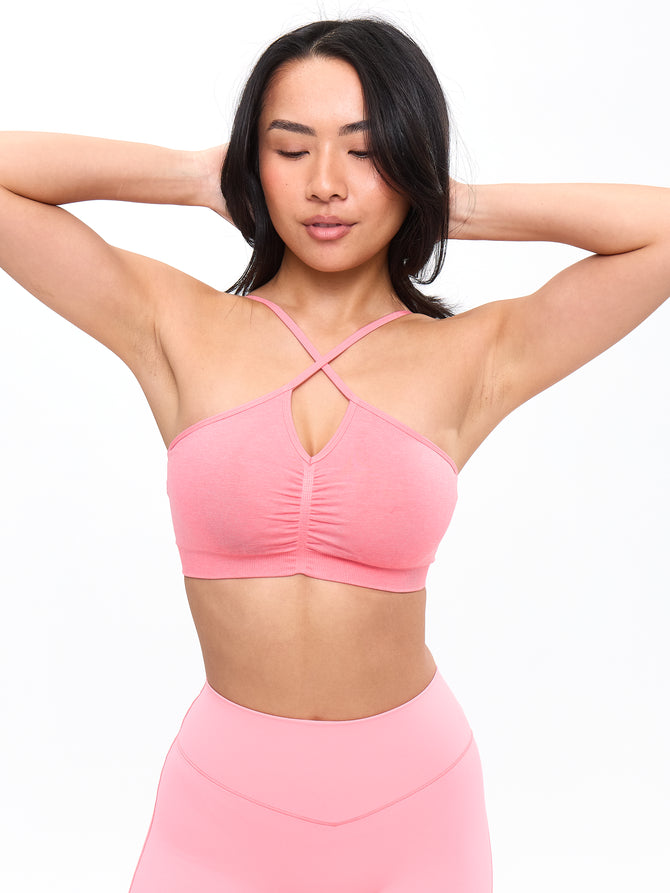 Wonder Seamless Sports Bra - Guava Image 0