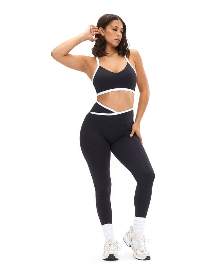 Dream Heather Contrast Sports Bra - Onyx Black and White Image 0