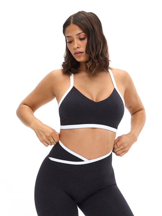 Dream Heather Contrast Sports Bra - Onyx Black and White Image 1