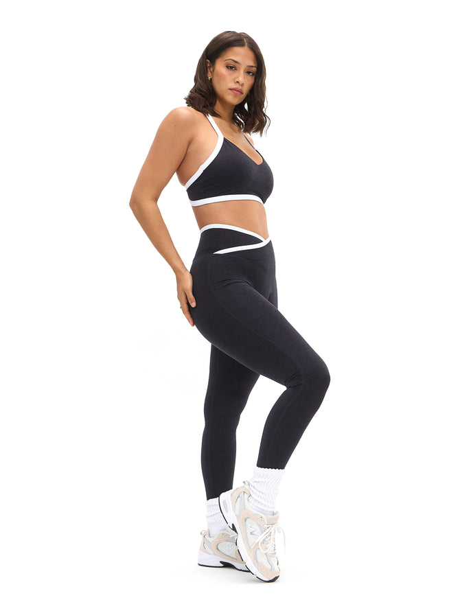 Dream Heather Contrast Sports Bra - Onyx Black and White Image 3