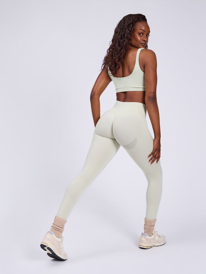Best Seamless Leggings: Where To Shop